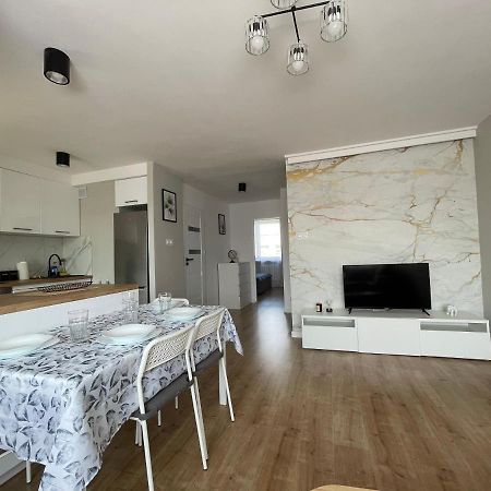 Srodmiescie Apartment Аугустов Екстериор снимка